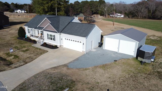 111 Fox Run Court, Benson, NC 27504