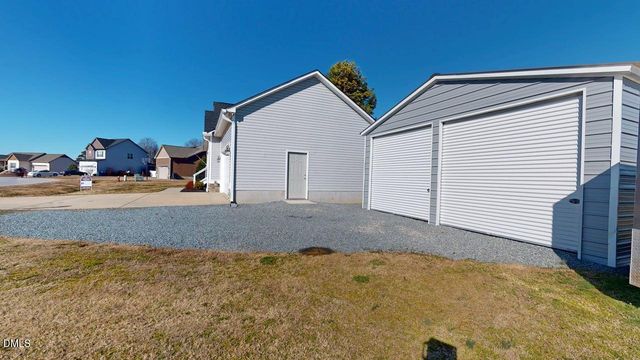 111 Fox Run Court, Benson, NC 27504