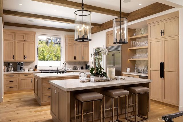 1 San Martin Way, Corona Del Mar, CA 92625