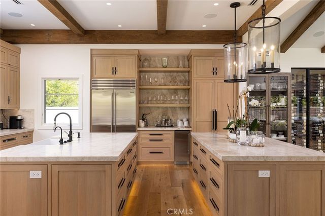 1 San Martin Way, Corona Del Mar, CA 92625