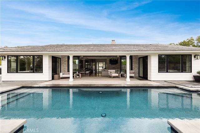 1 San Martin Way, Corona Del Mar, CA 92625