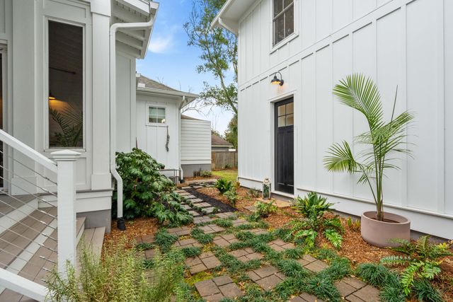 733 Atlantic Street, Mount Pleasant, SC 29464