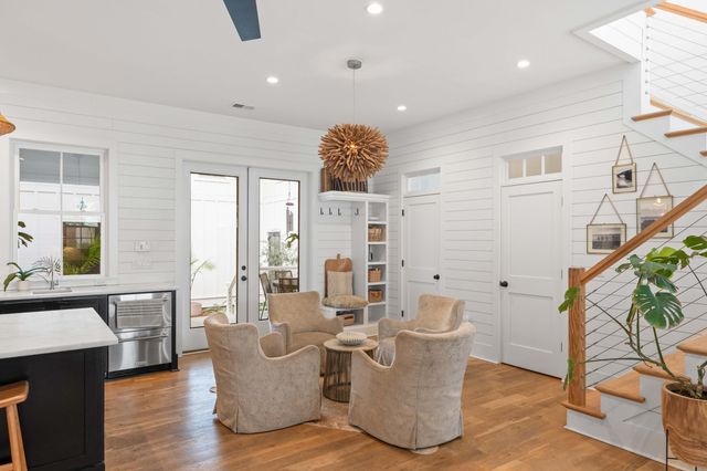 733 Atlantic Street, Mount Pleasant, SC 29464