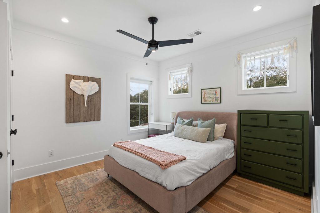 Image 19 of property listing at 733 Atlantic Street, Mount Pleasant, SC 29464