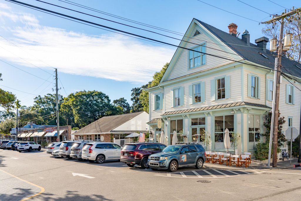 Image 48 of property listing at 733 Atlantic Street, Mount Pleasant, SC 29464