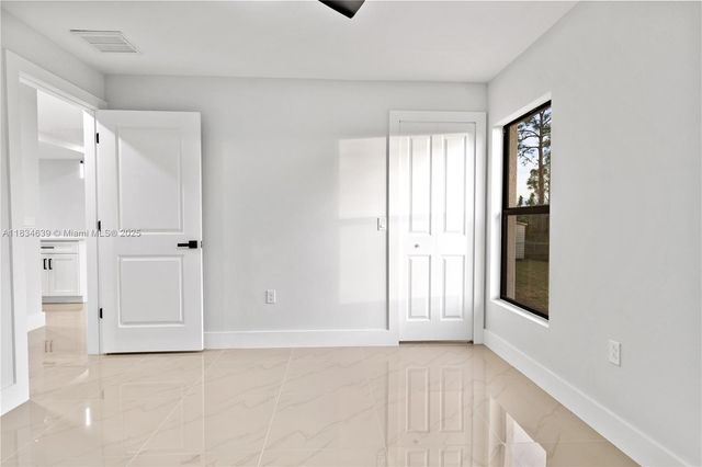 456 Mercedes CT, Lehigh Acres, FL 33972