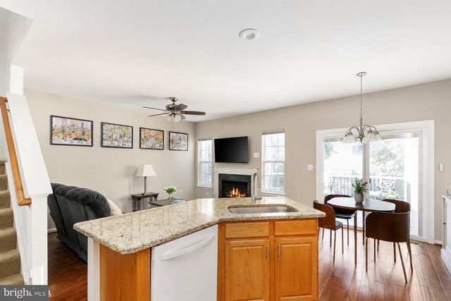 311 EBAUGH DR SE, Leesburg, VA 20175