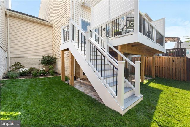 311 EBAUGH DR SE, Leesburg, VA 20175