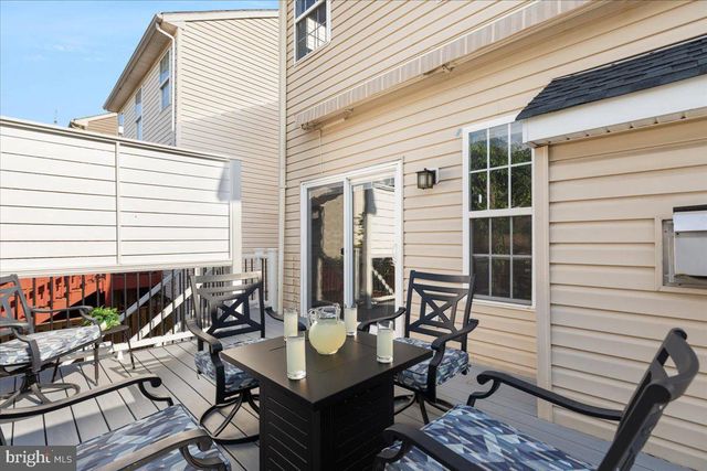 311 EBAUGH DR SE, Leesburg, VA 20175