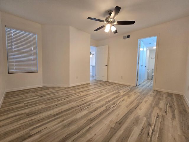 12660 Ashford Point Drive 402, Houston, TX 77082