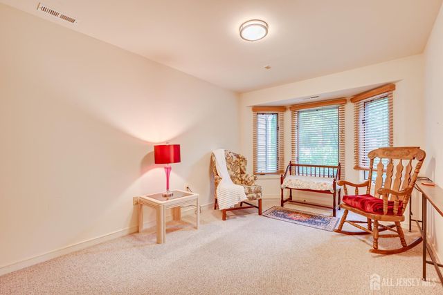 73 Chatsworth Court, Edison, NJ 08820