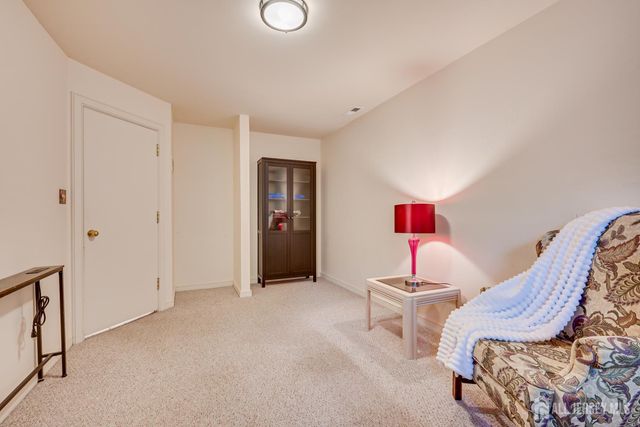73 Chatsworth Court, Edison, NJ 08820