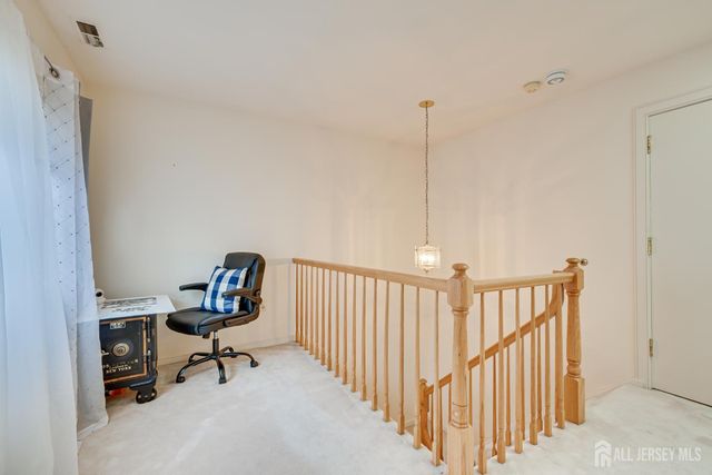 73 Chatsworth Court, Edison, NJ 08820