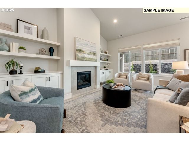 7354 Se Treeline St, Hillsboro, OR 97123