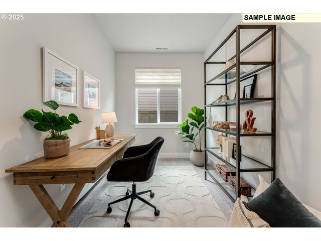 7354 Se Treeline St, Hillsboro, OR 97123