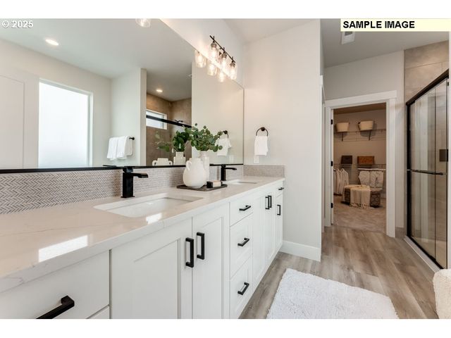 7354 Se Treeline St, Hillsboro, OR 97123