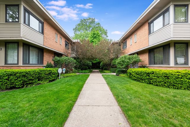 537 Ridge Road 537, Wilmette, IL 60091