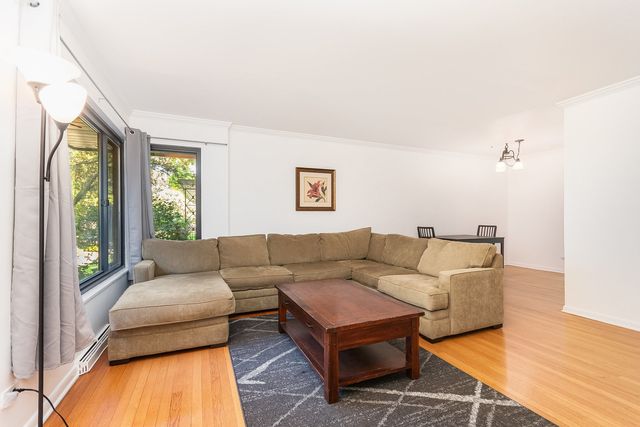 537 Ridge Road 537, Wilmette, IL 60091