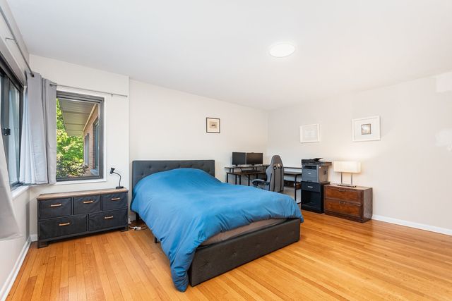 537 Ridge Road 537, Wilmette, IL 60091