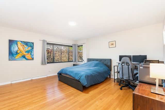 537 Ridge Road 537, Wilmette, IL 60091