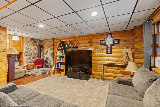 14601 Brookhurst Drive, Cement City, MI 49233