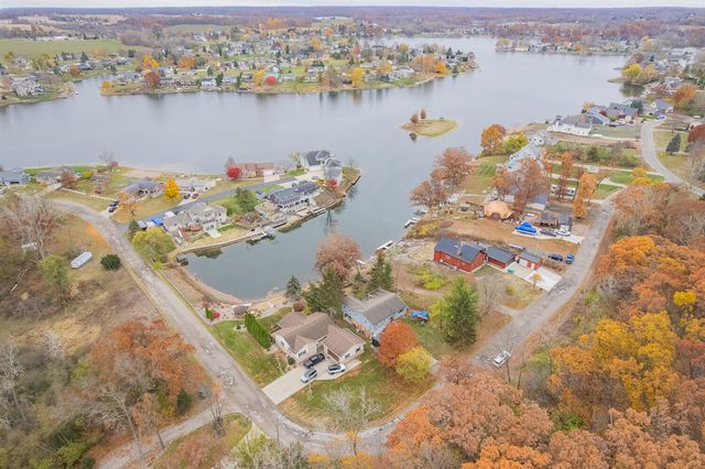 14601 Brookhurst Drive, Cement City, MI 49233