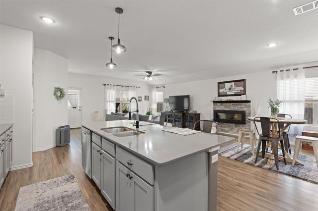 21400 Bird Wing DR, Pflugerville, TX 78660
