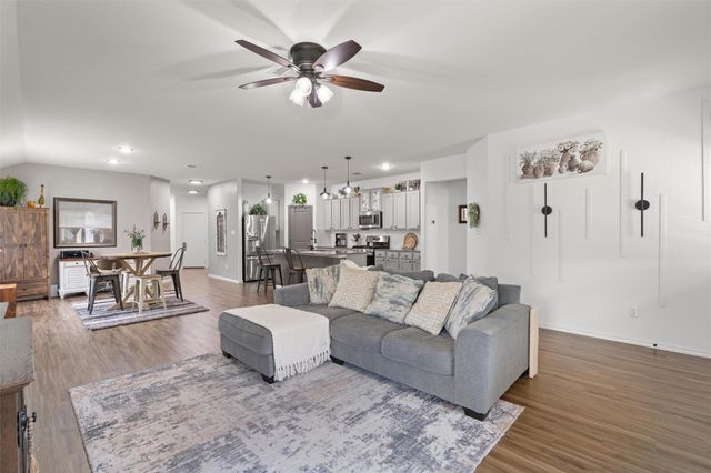 21400 Bird Wing DR, Pflugerville, TX 78660