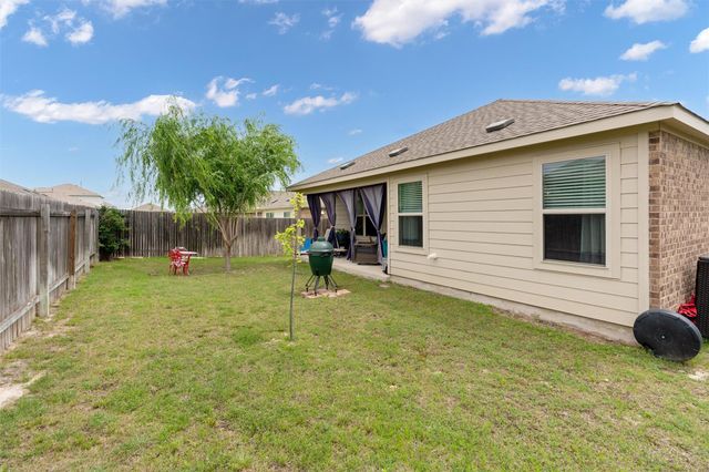21400 Bird Wing DR, Pflugerville, TX 78660
