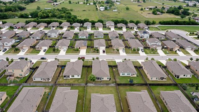 21400 Bird Wing DR, Pflugerville, TX 78660