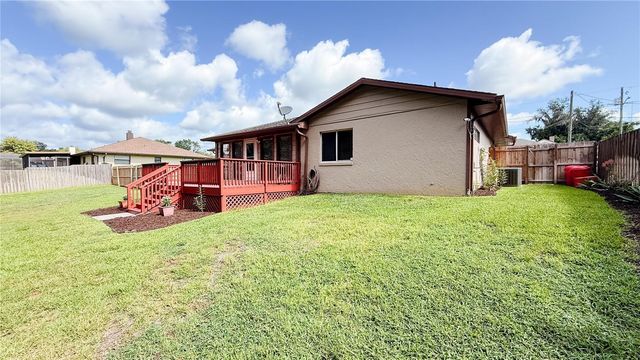 898 CRITTENDEN AVENUE, Orange City, FL 32763
