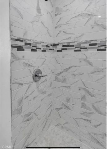 841 S Lyon, Hemet, CA 92543