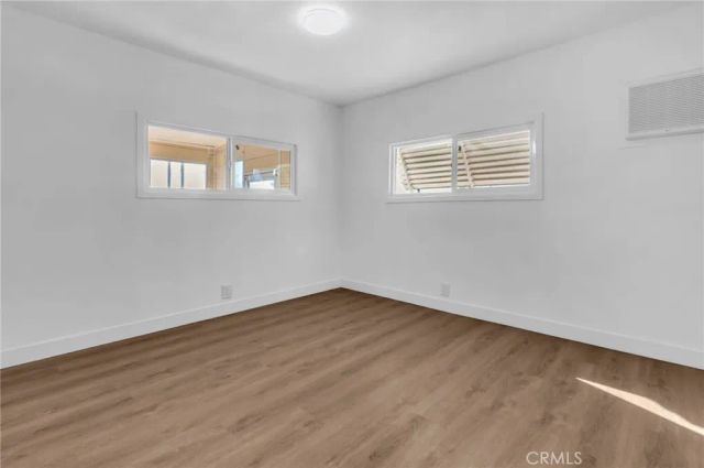 841 S Lyon, Hemet, CA 92543