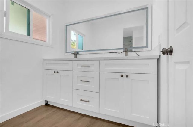 841 S Lyon, Hemet, CA 92543