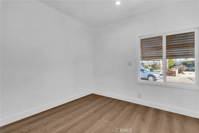 841 S Lyon, Hemet, CA 92543