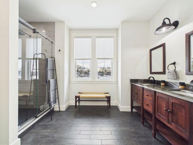 72 Ocean View Ave, Swansea, MA 02777