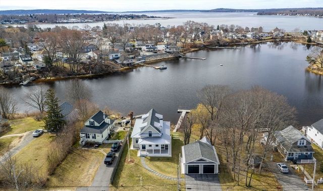 72 Ocean View Ave, Swansea, MA 02777