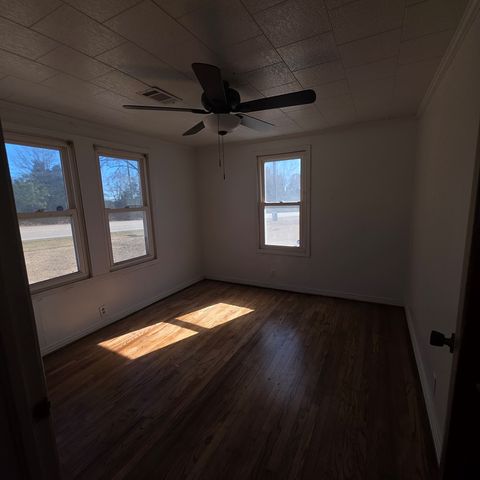 2089 Highway 131, Baker Hill, AL 36027