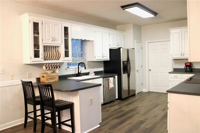 13350 Thompson Road, Wilmer, AL 36587