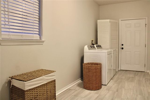 13350 Thompson Road, Wilmer, AL 36587