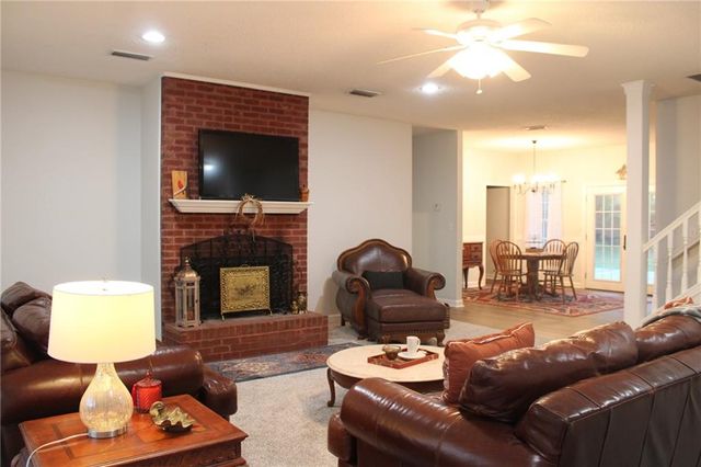 13350 Thompson Road, Wilmer, AL 36587