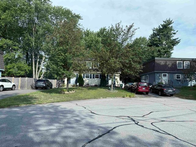 22 Kern Drive, Nashua, NH 03060