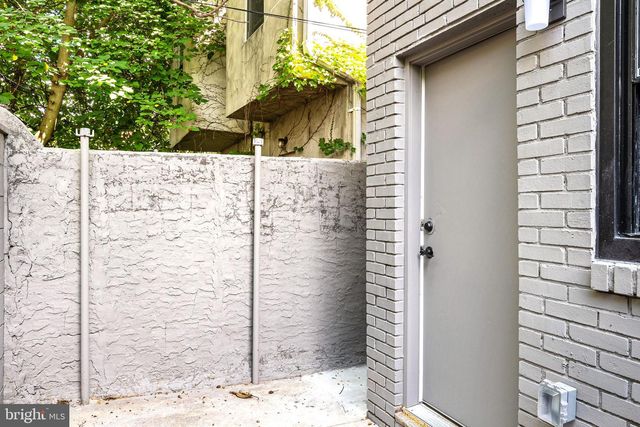 2117 SEARS ST, Philadelphia, PA 19146