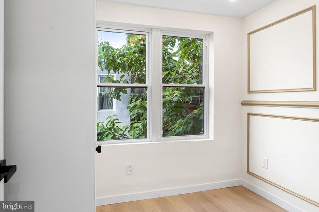 2117 SEARS ST, Philadelphia, PA 19146