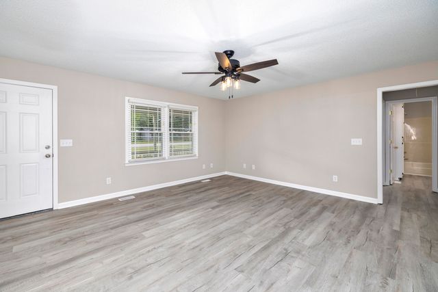 65 Alice Drive, Sumter, SC 29150