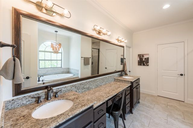 8011 Serenity Court, Houston, TX 77025