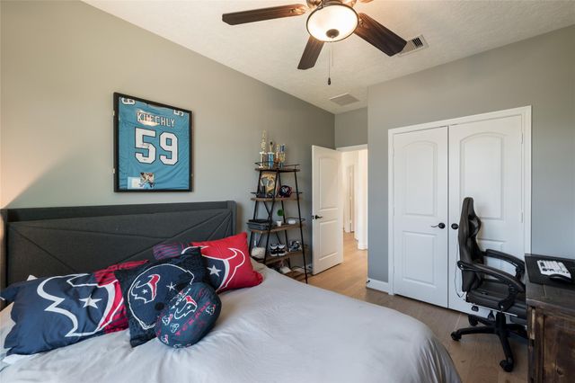 8011 Serenity Court, Houston, TX 77025