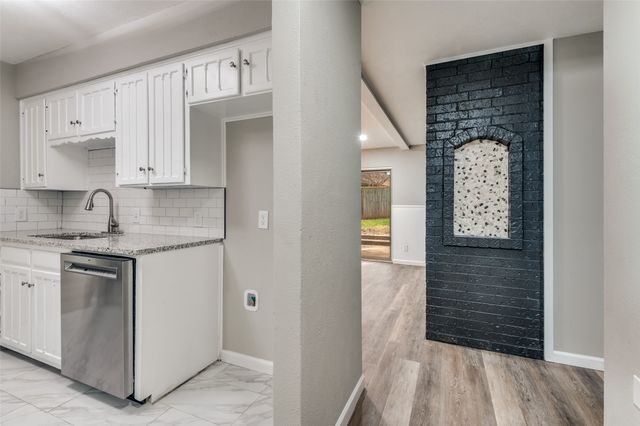 1409 Oxford Street, Arlington, TX 76013