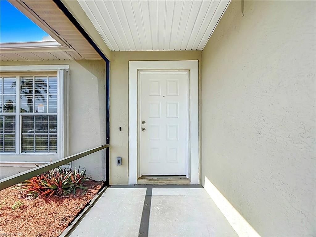 528 SE 27th ST, CAPE CORAL, FL 33904 — photo 5