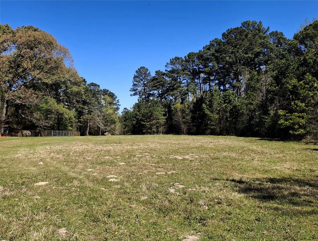 435 Fm 2064 N, Jacksonville, TX 75766
